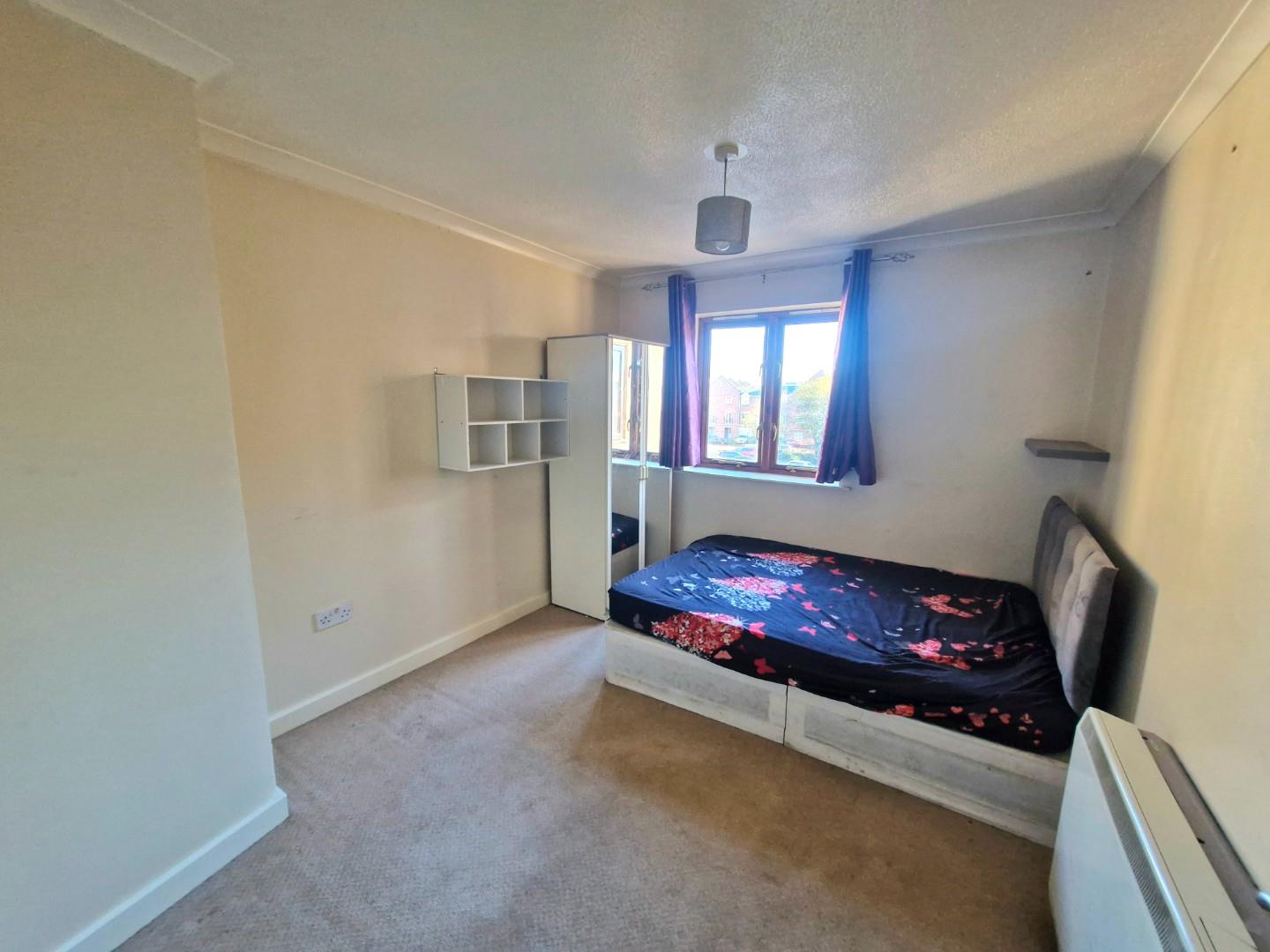 Henry Bird Way, Southbridge