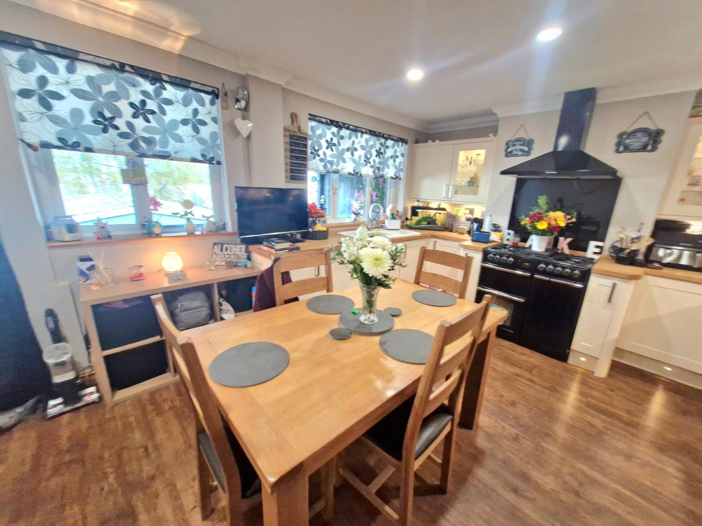 Rothersthorpe Road, Far Cotton