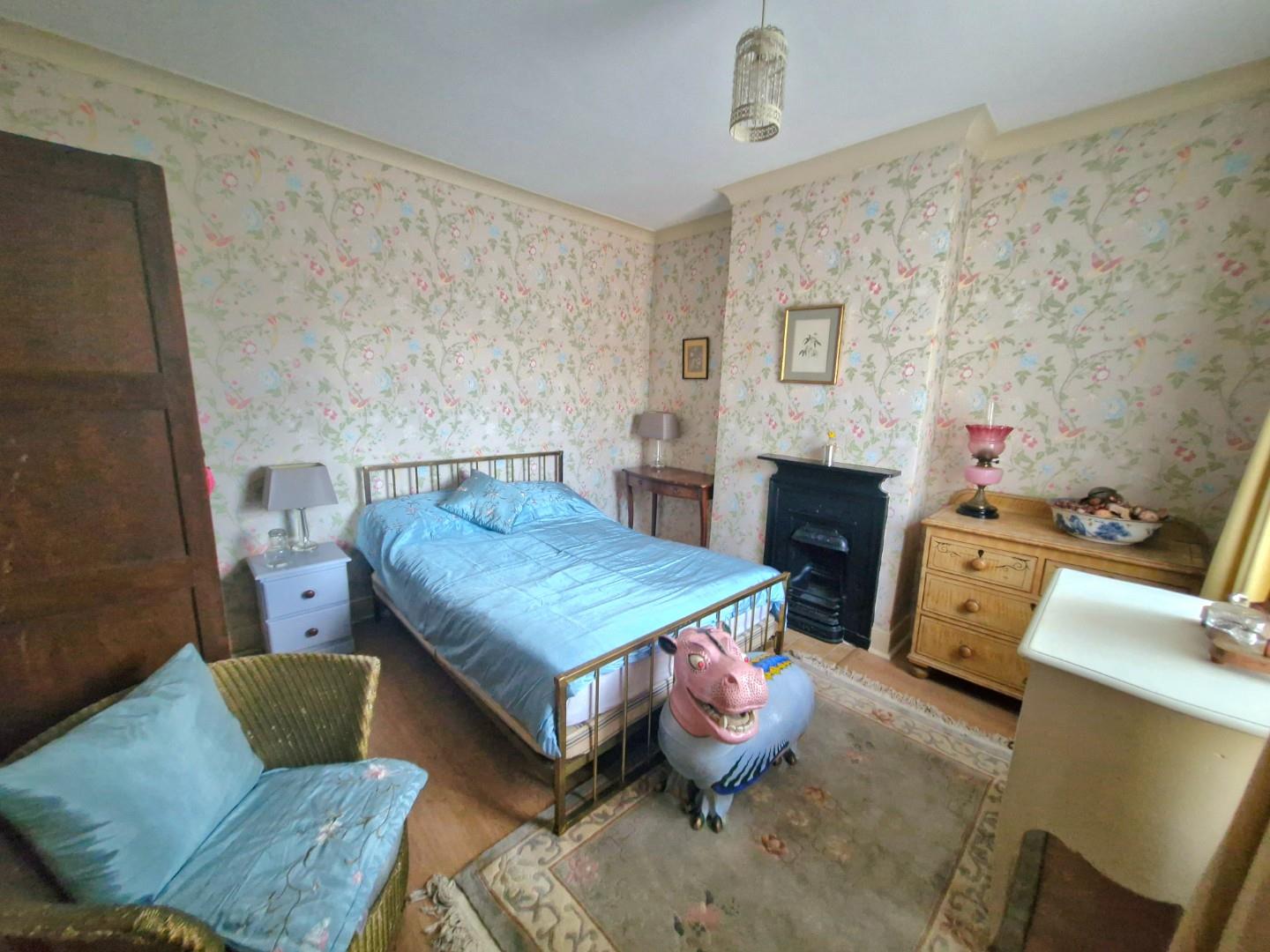 Towcester Road, Far Cotton