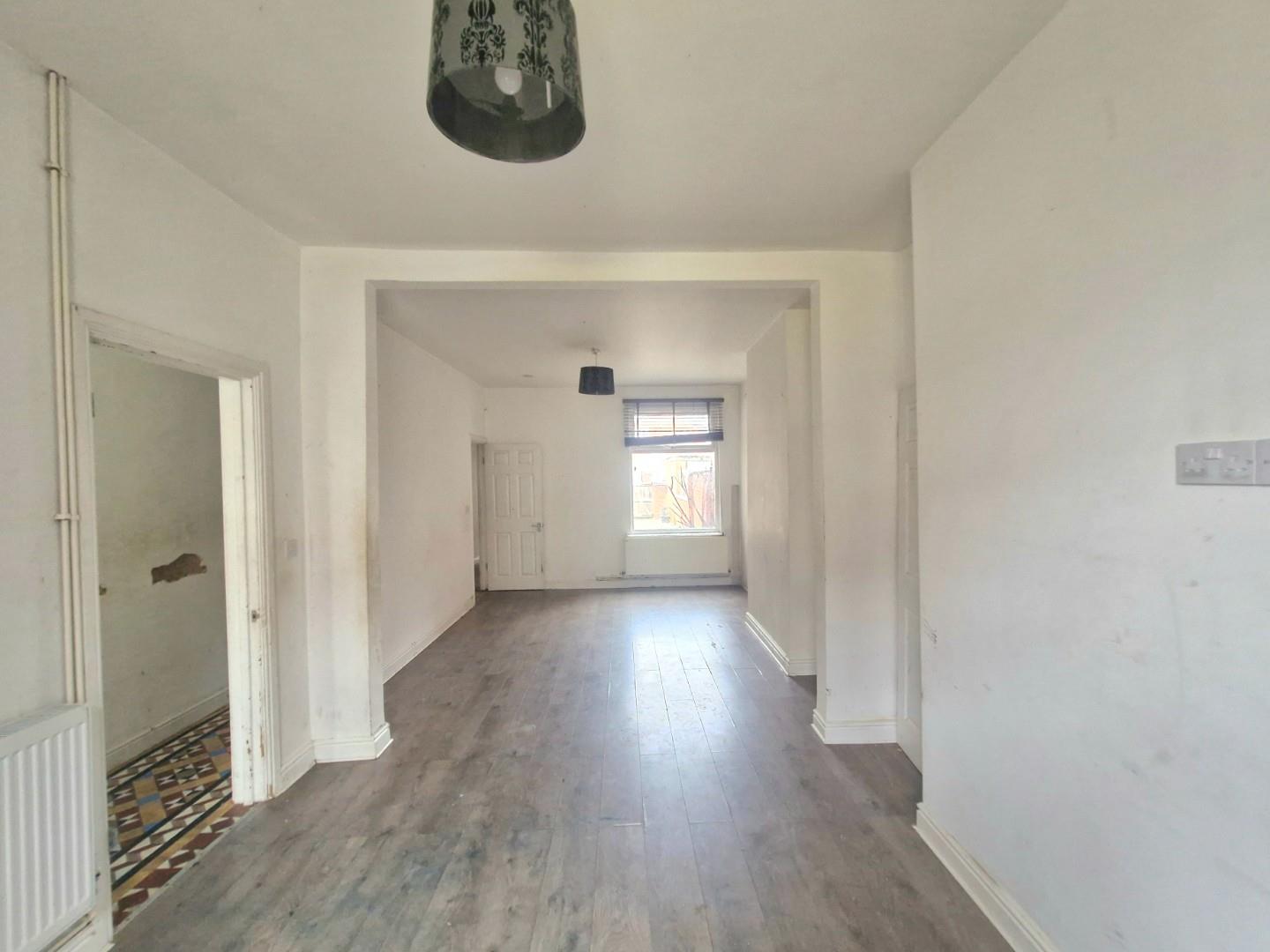 Euston Road, Far Cotton