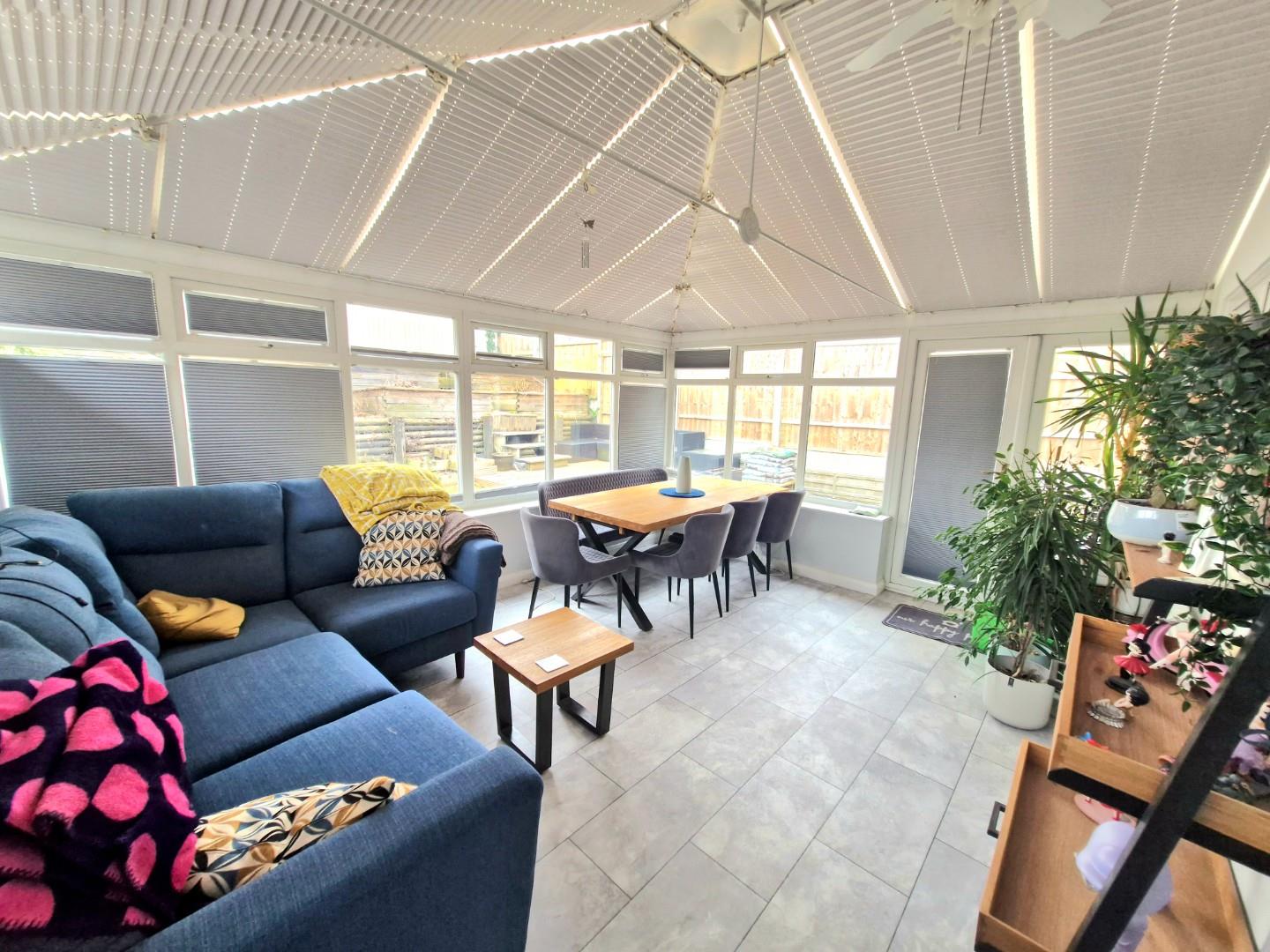 Leah Bank, Sandringham Gardens