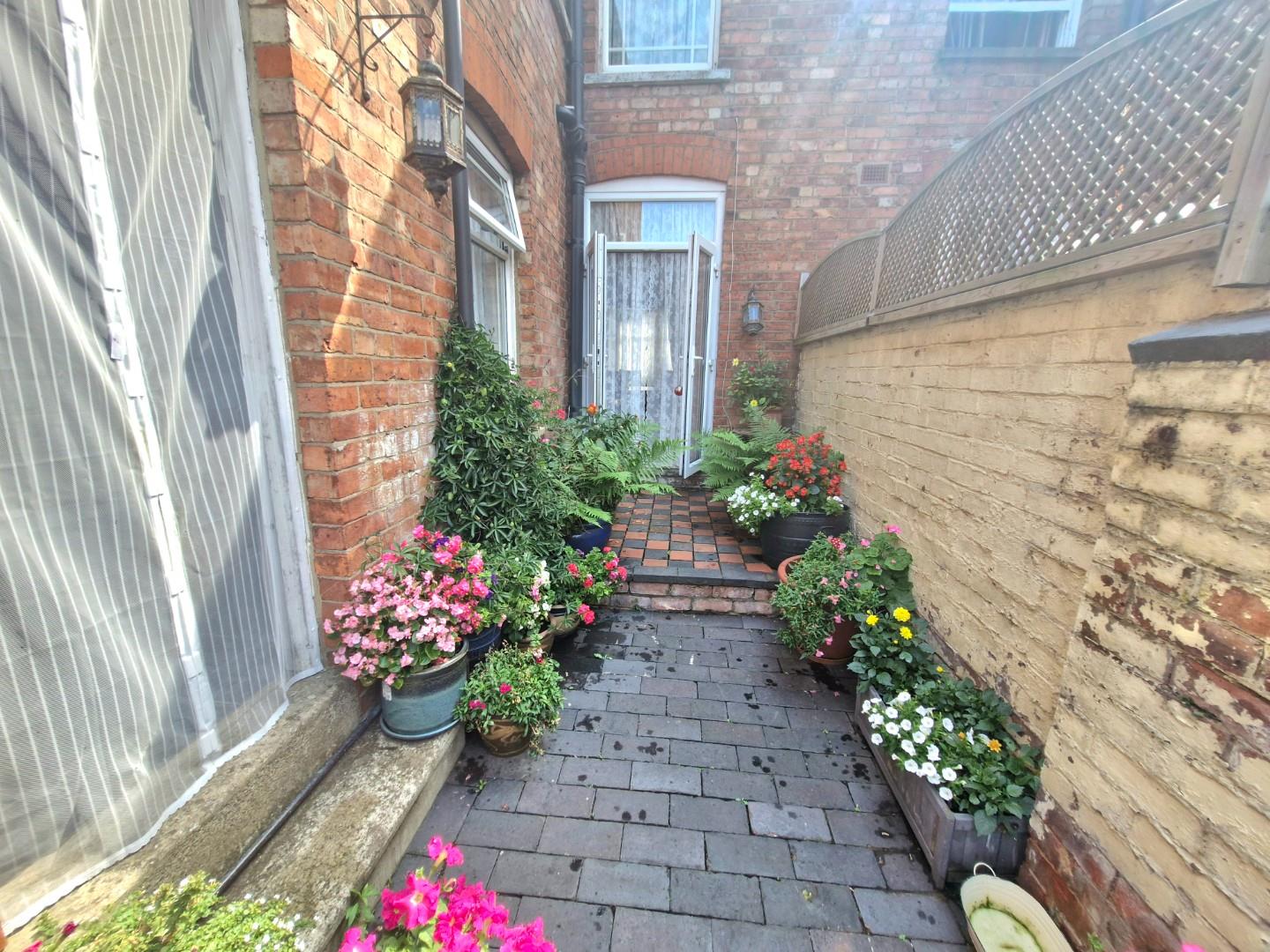 Towcester Road, Far Cotton