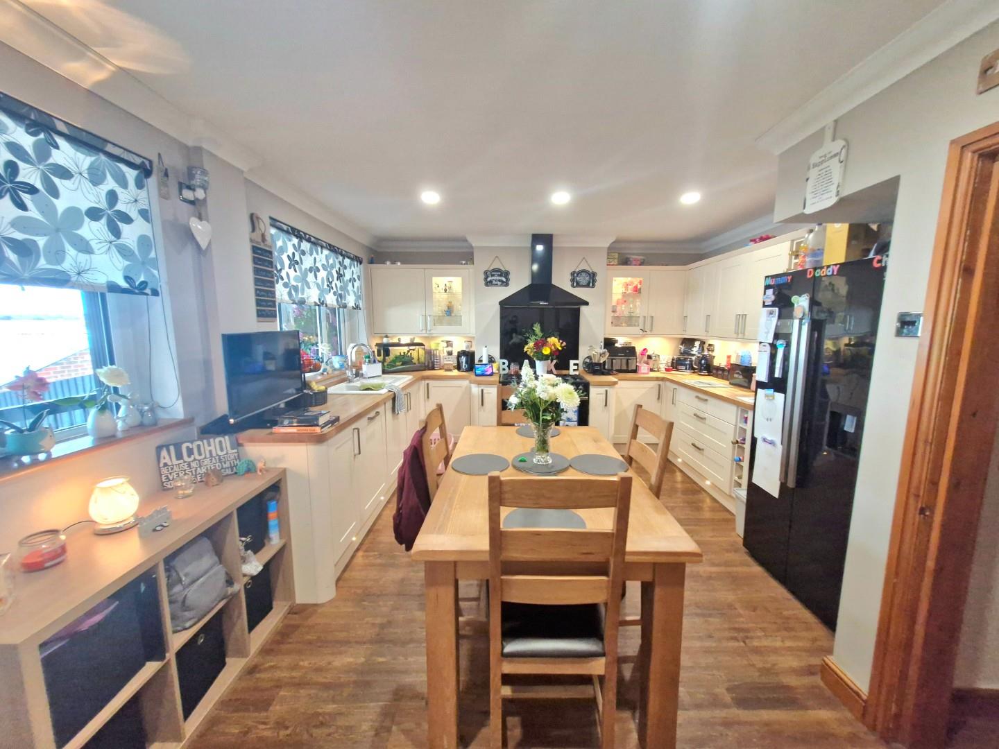 Rothersthorpe Road, Far Cotton