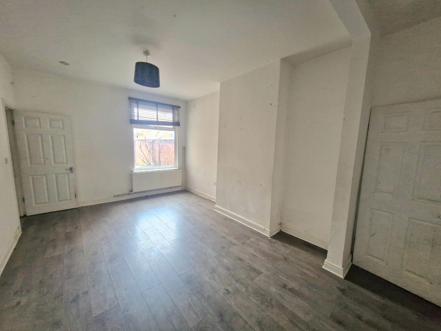 Euston Road, Far Cotton