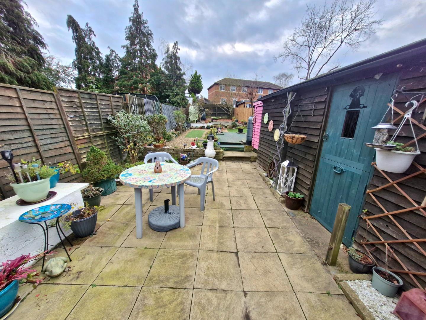 Queen Eleanor Terrace, Far Cotton