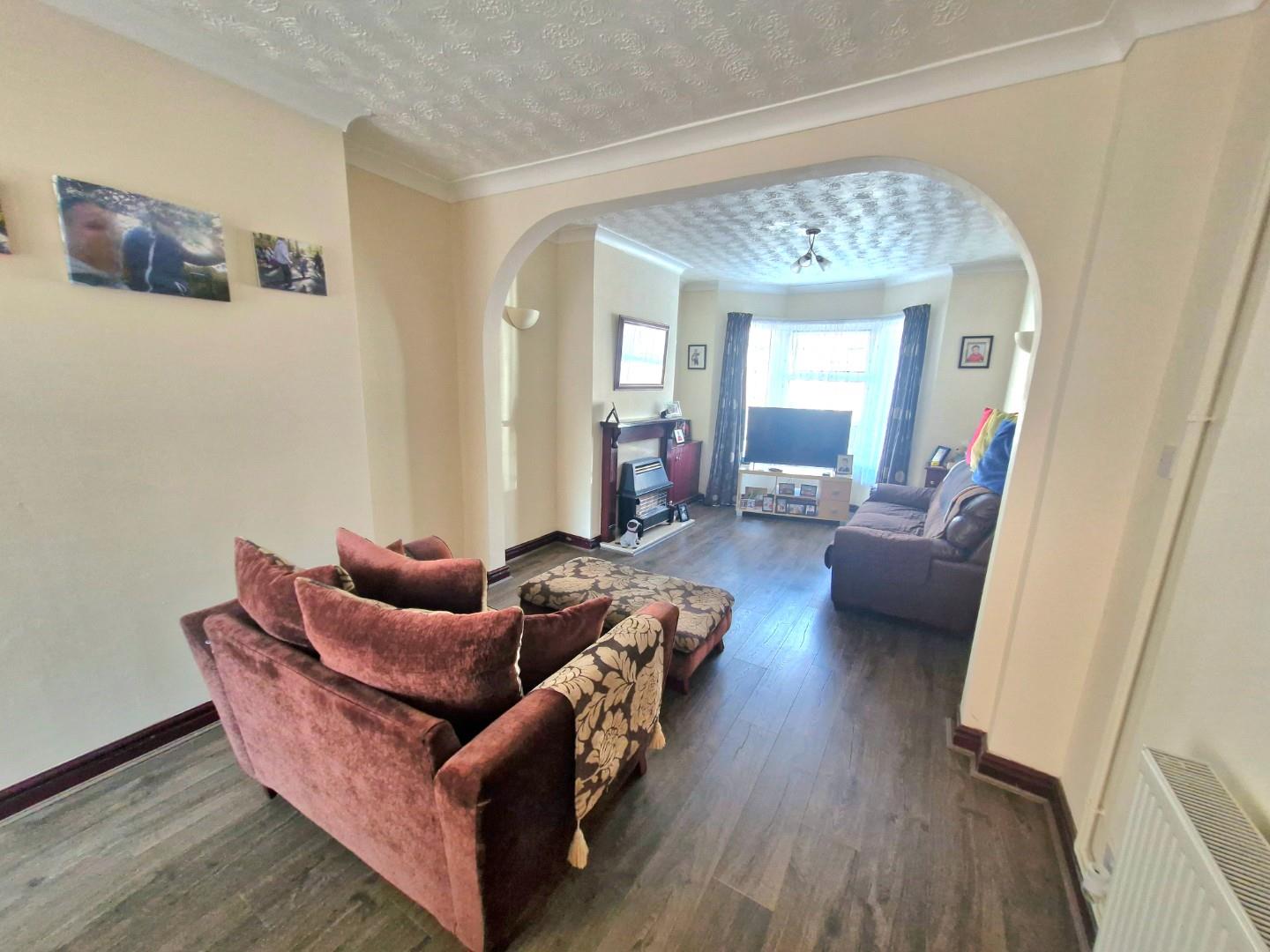 Euston Road, Far Cotton