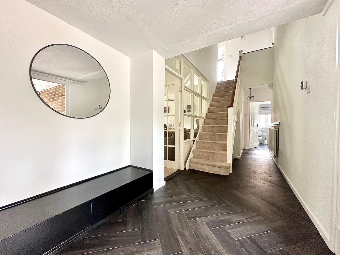 Lodge Avenue, Collingtree