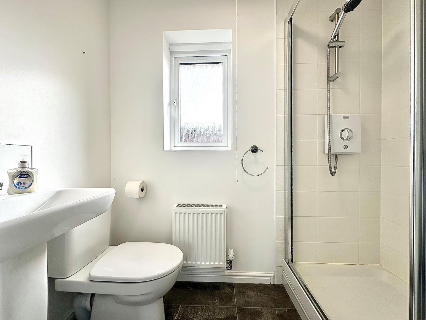 Emperor Crescent, Pineham Village