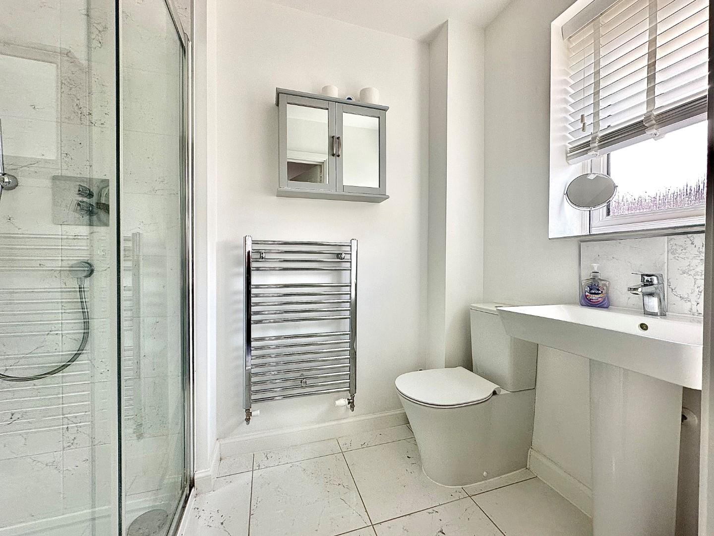 Pitbank Drive, Collingtree Park