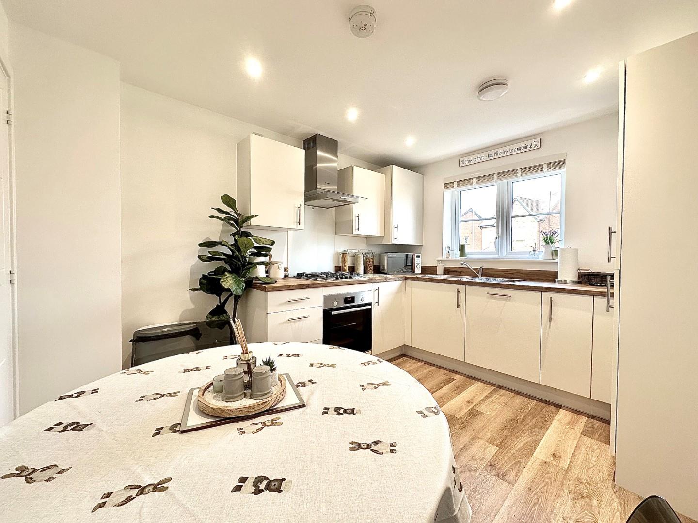 Copperfield Crescent, Collingtree Park