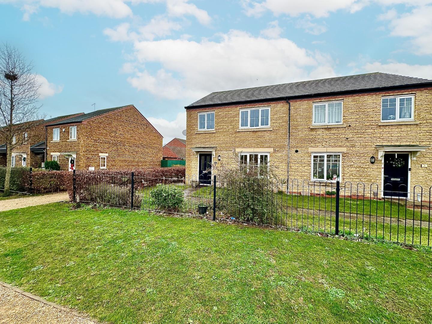 Hawker Way, Pineham Village