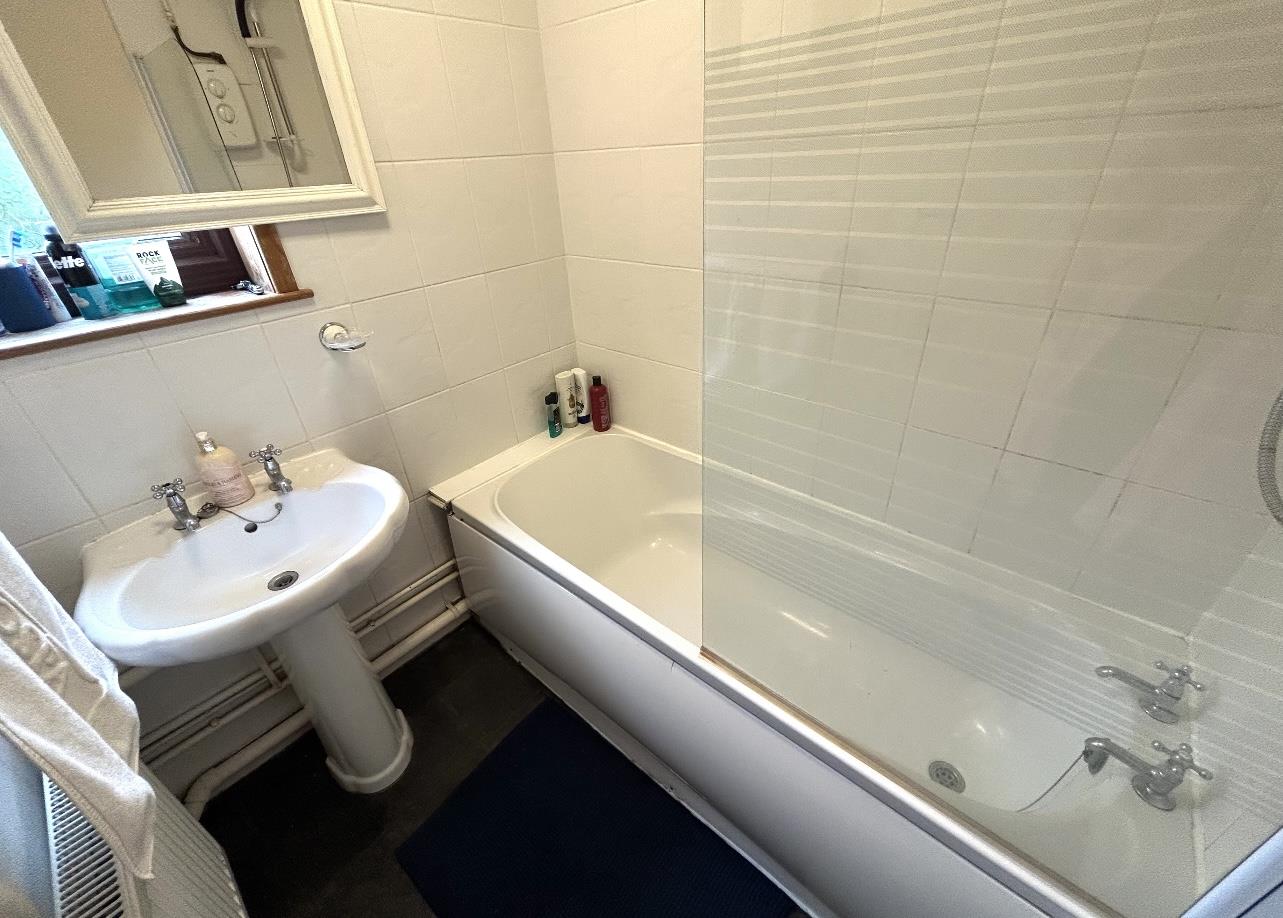 Haselrig Square, Camp Hill