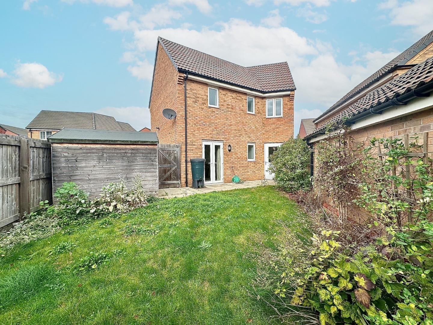 Emperor Crescent, Pineham Village