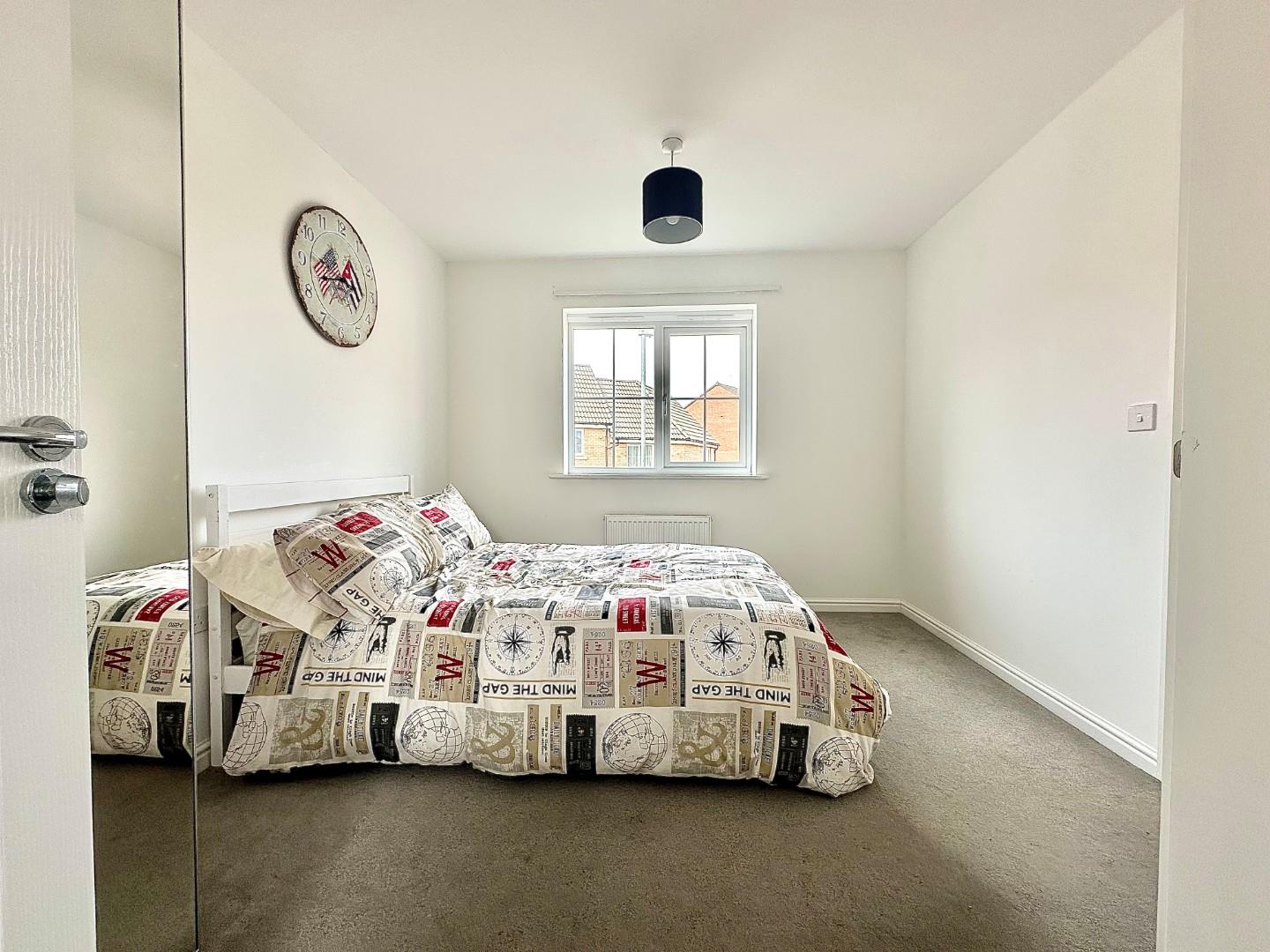 Emperor Crescent, Pineham Village