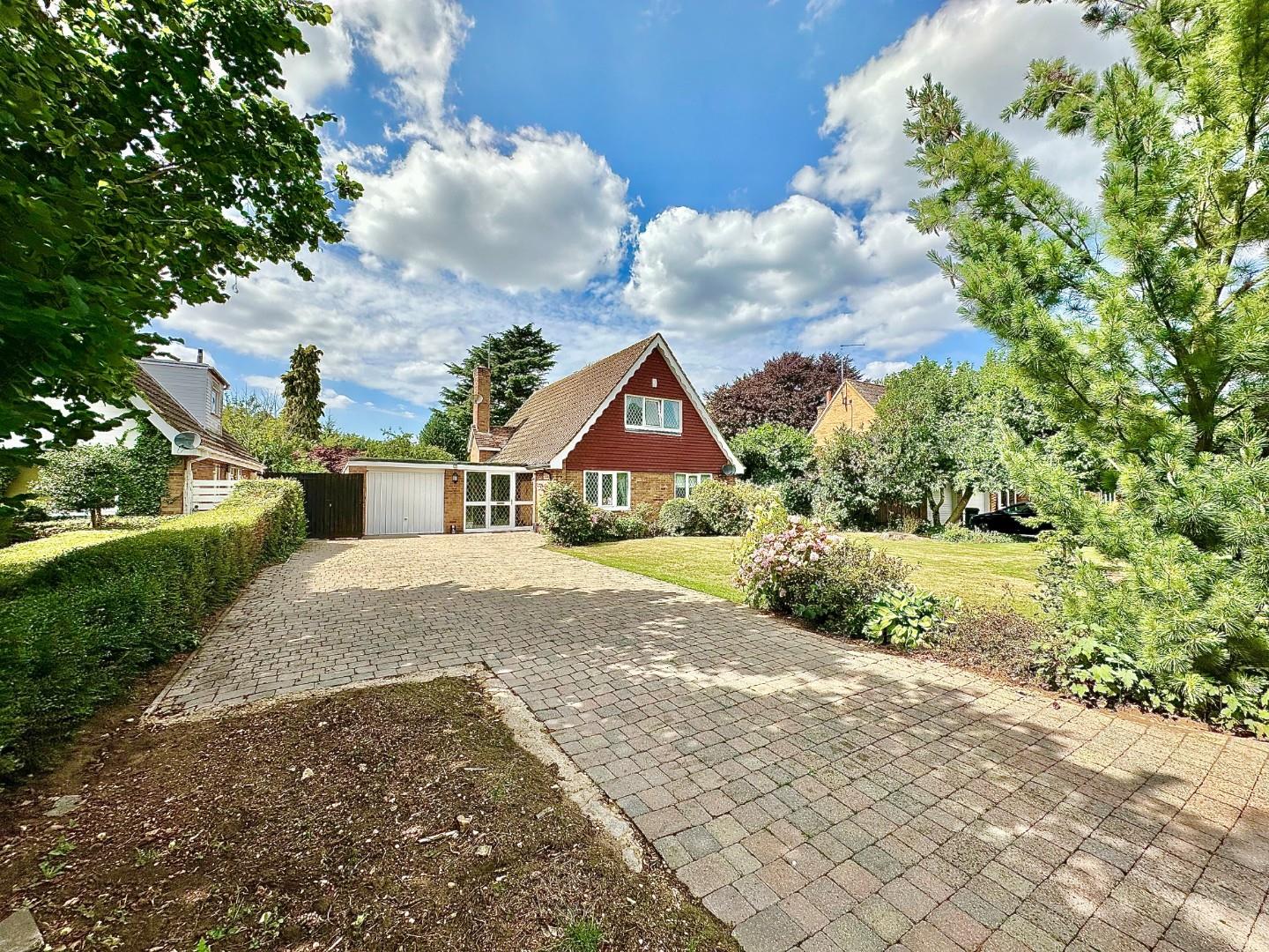 Lodge Avenue, Collingtree