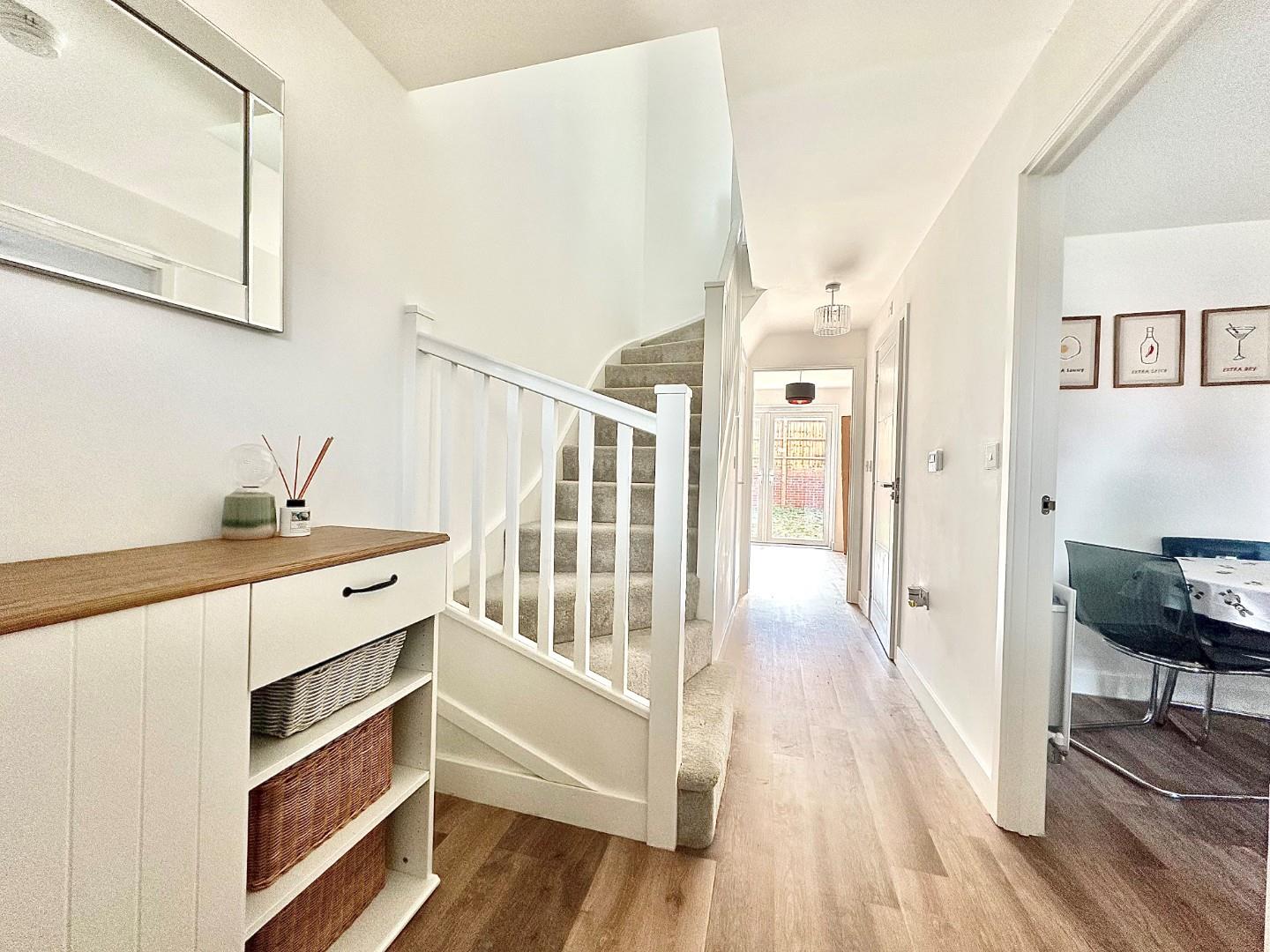 Copperfield Crescent, Collingtree Park