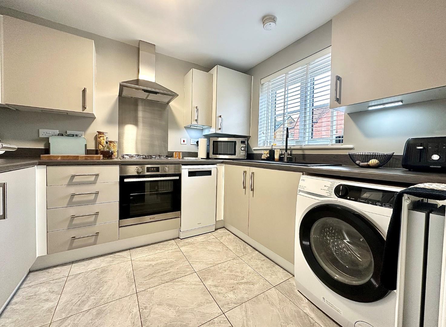 Watermill Way, Collingtree Park