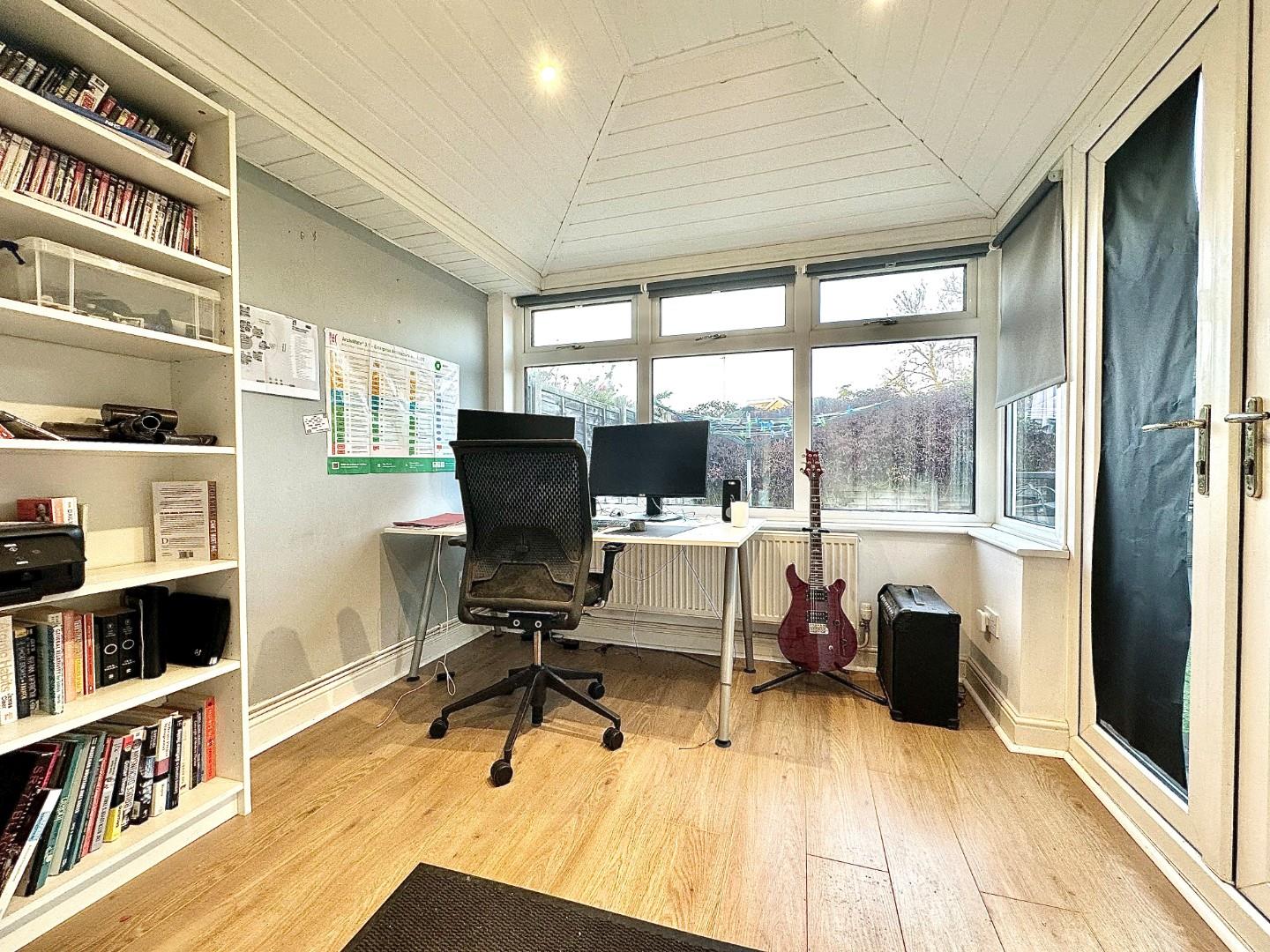 Tapeley Gardens, East Hunsbury