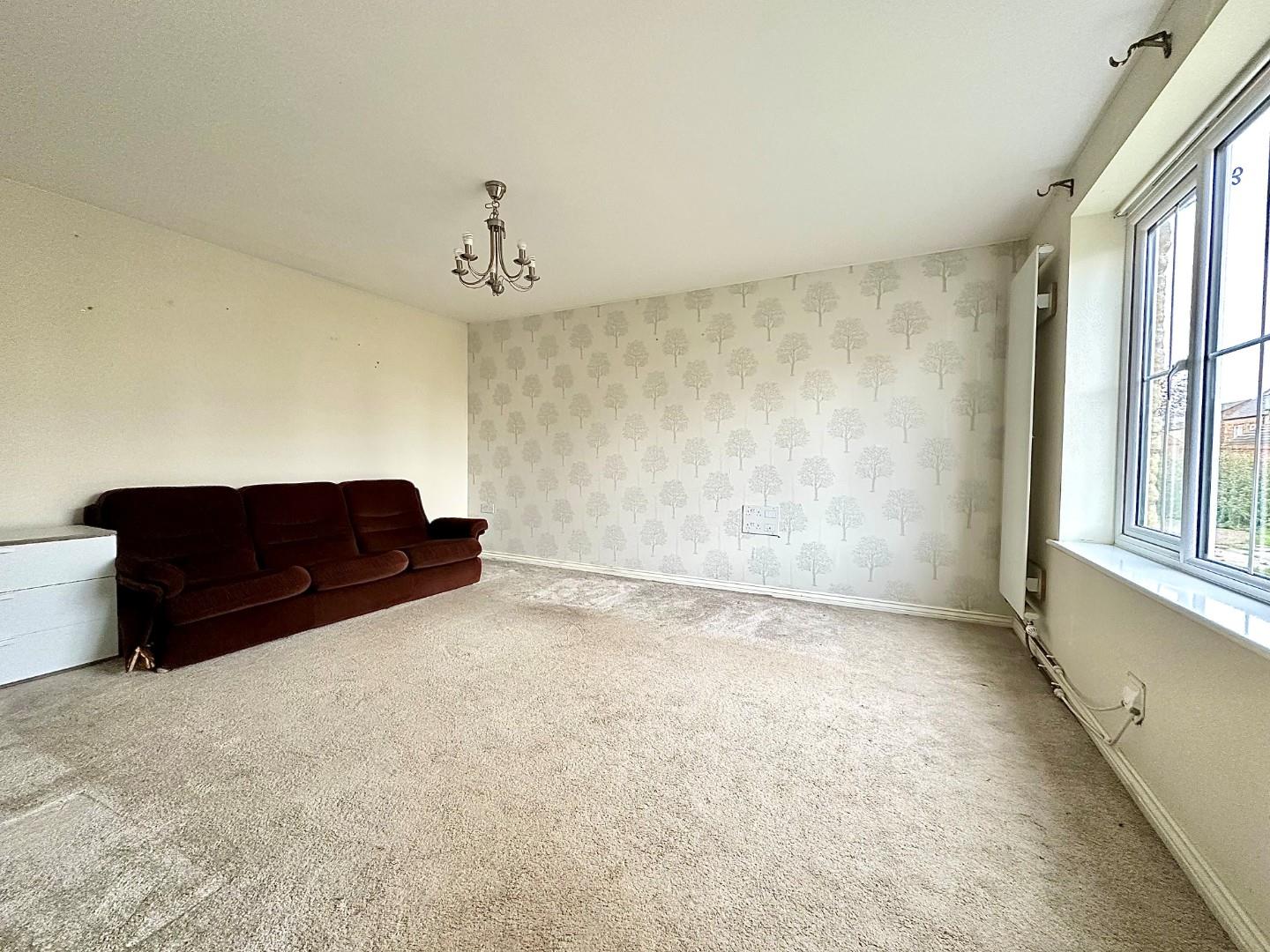 Hawker Way, Pineham Village