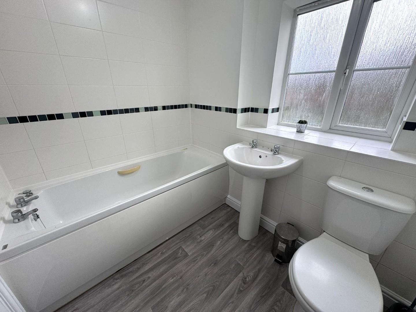 Bowling Green Lane, St. Crispin