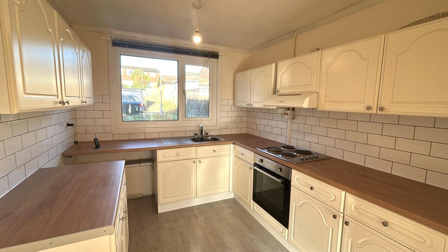 Drywell Court, Standens Barn