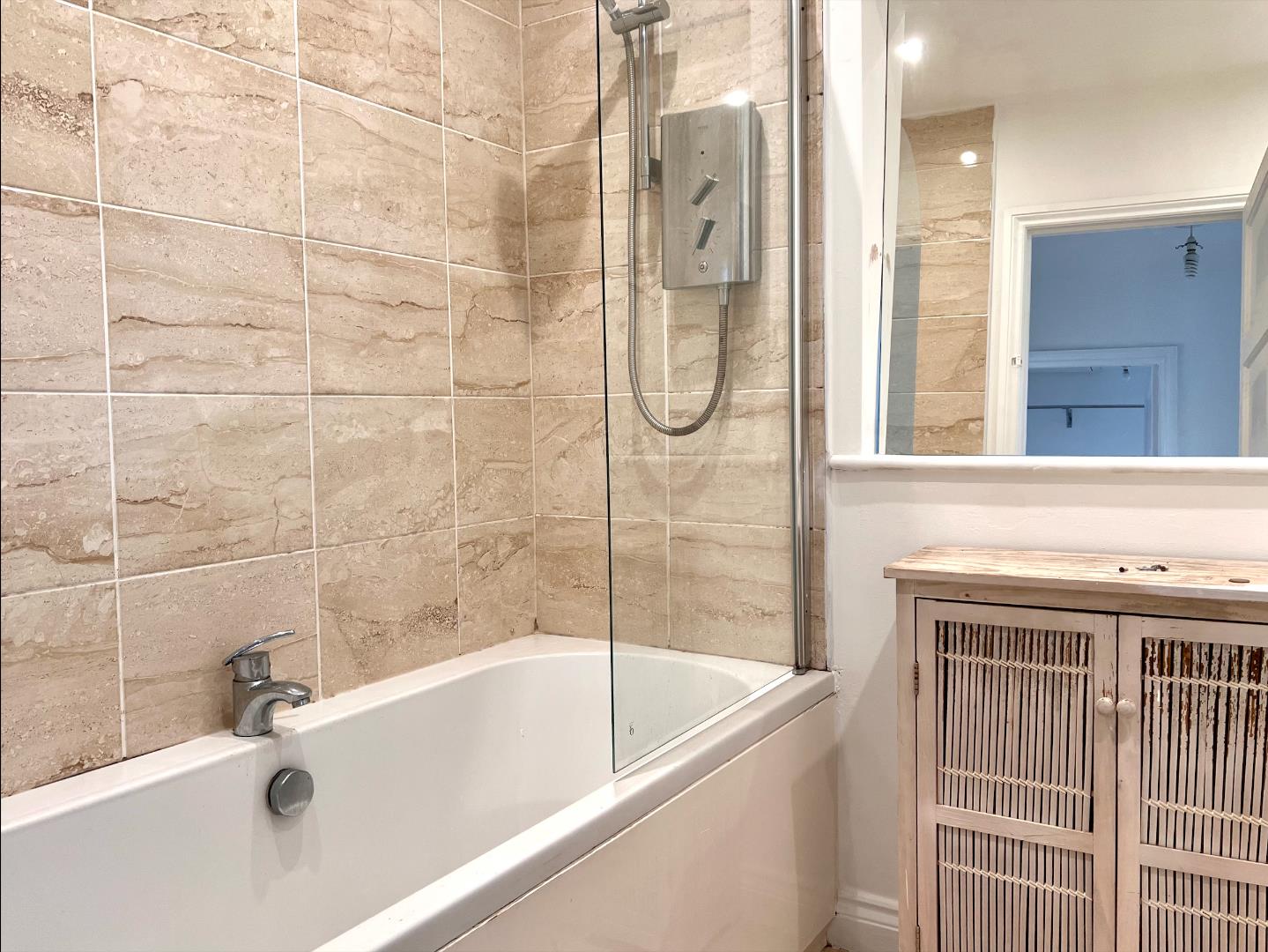 Spring Close, Boughton