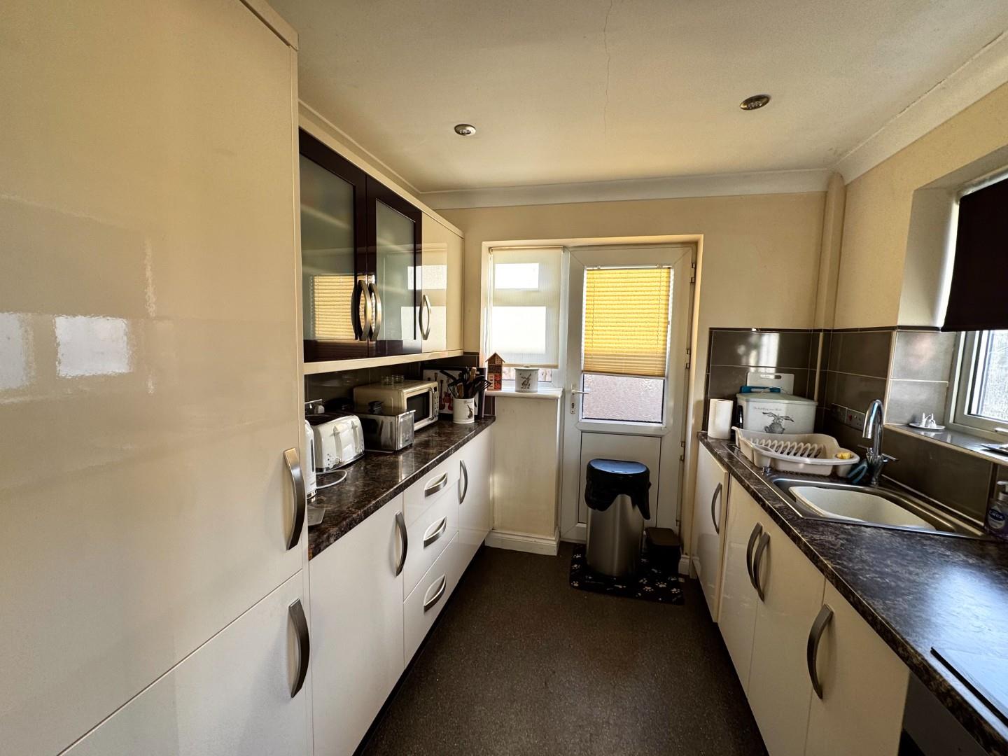 Barker Road, Earls Barton