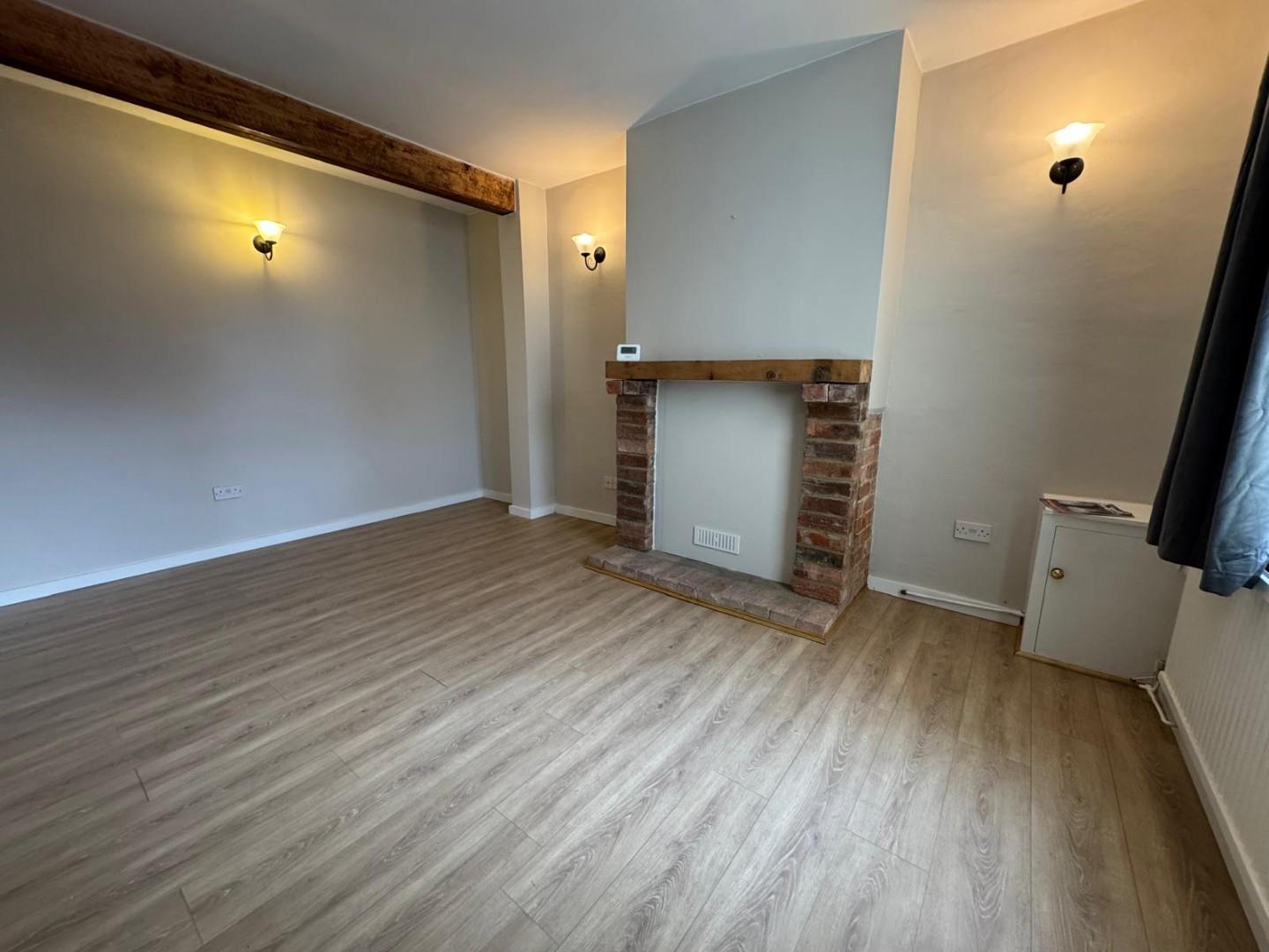 Tebbutts Yard, Earls Barton