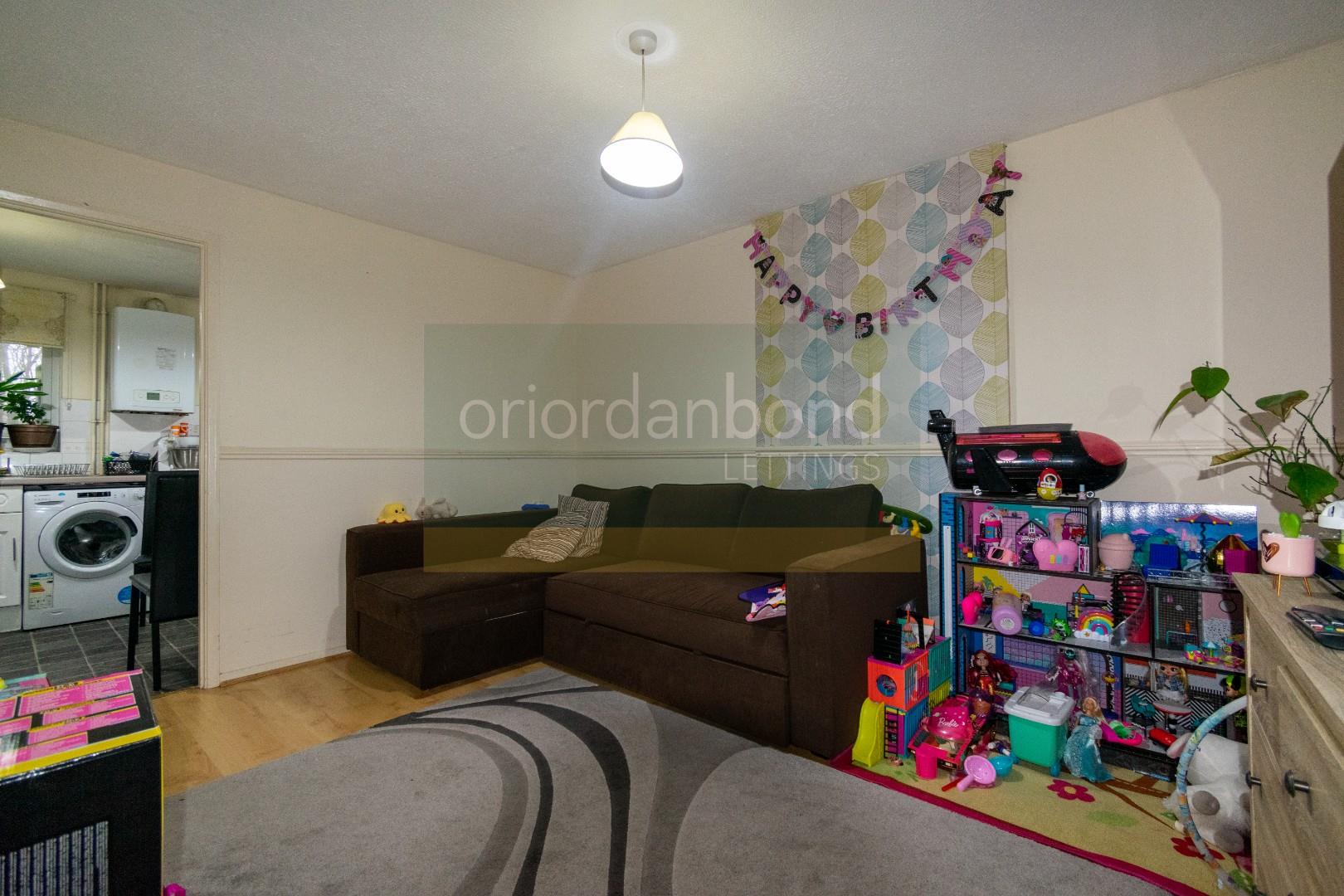 Donellan Green, Southfields