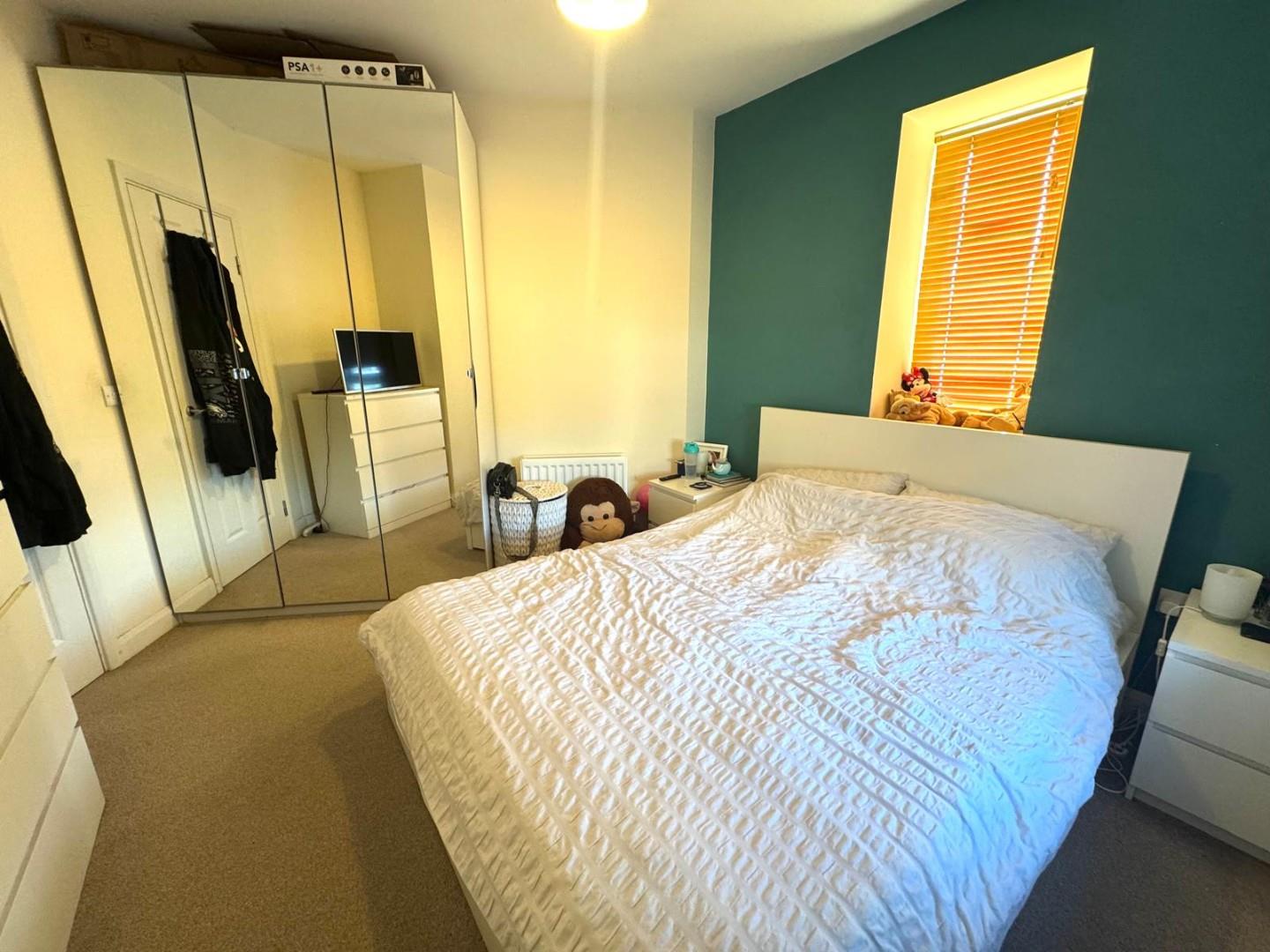 Mill Pond Drive, Upton