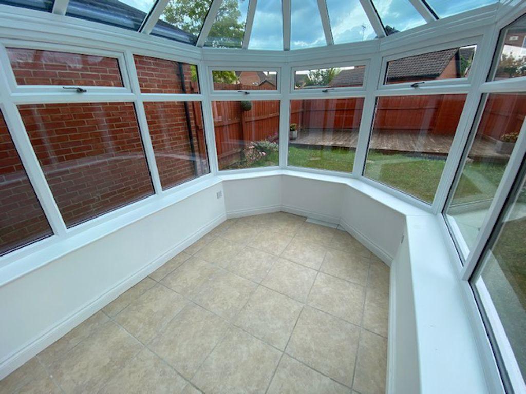 High Barns Close, Grange Park