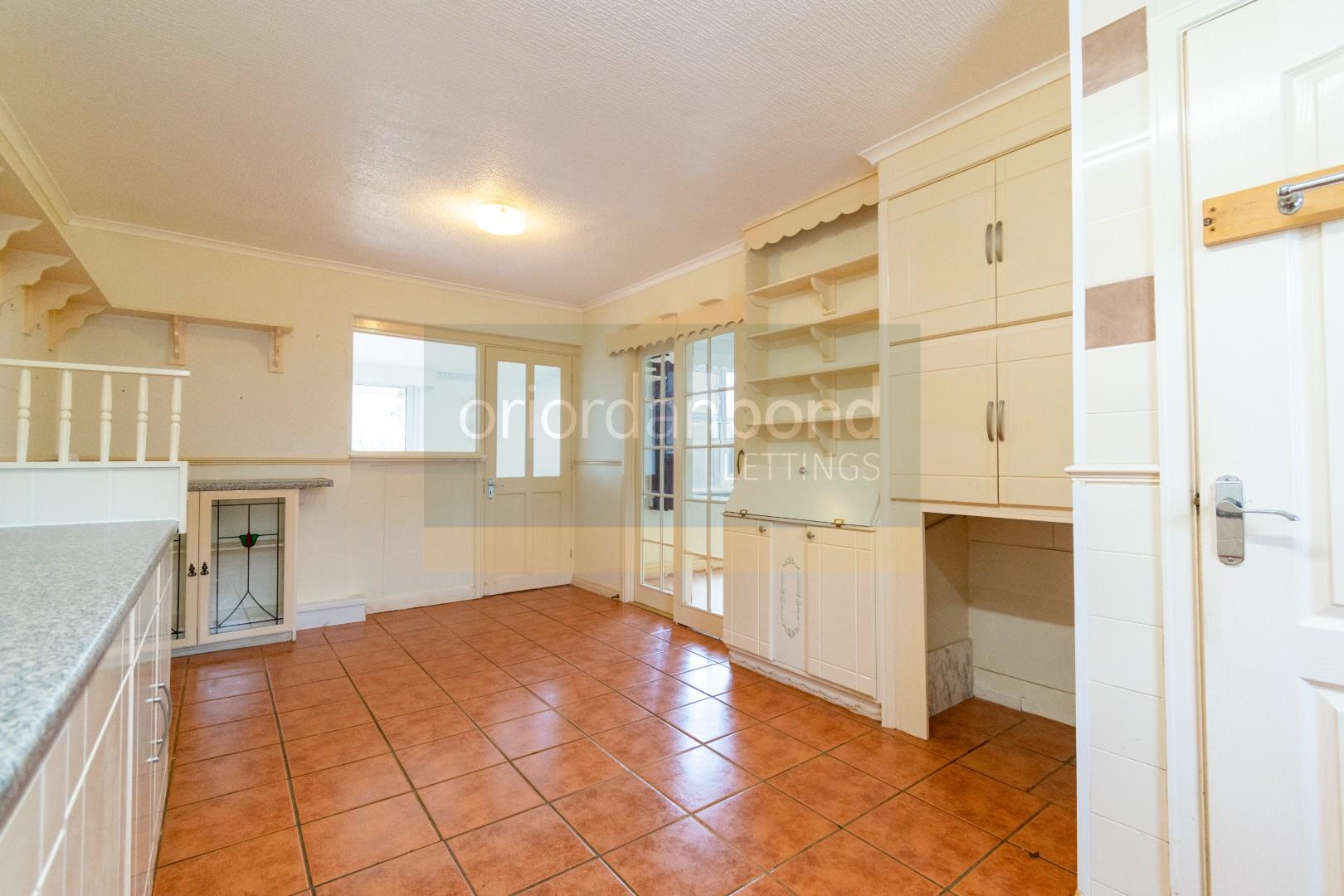 Poppyfield Court, Lings