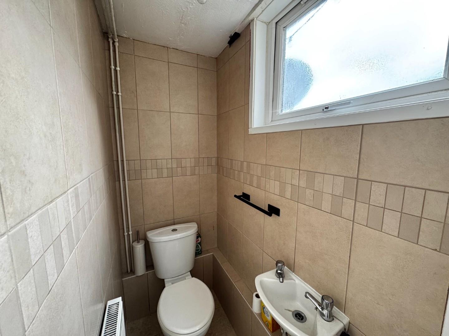 Baukewell Court, Lumbertubs