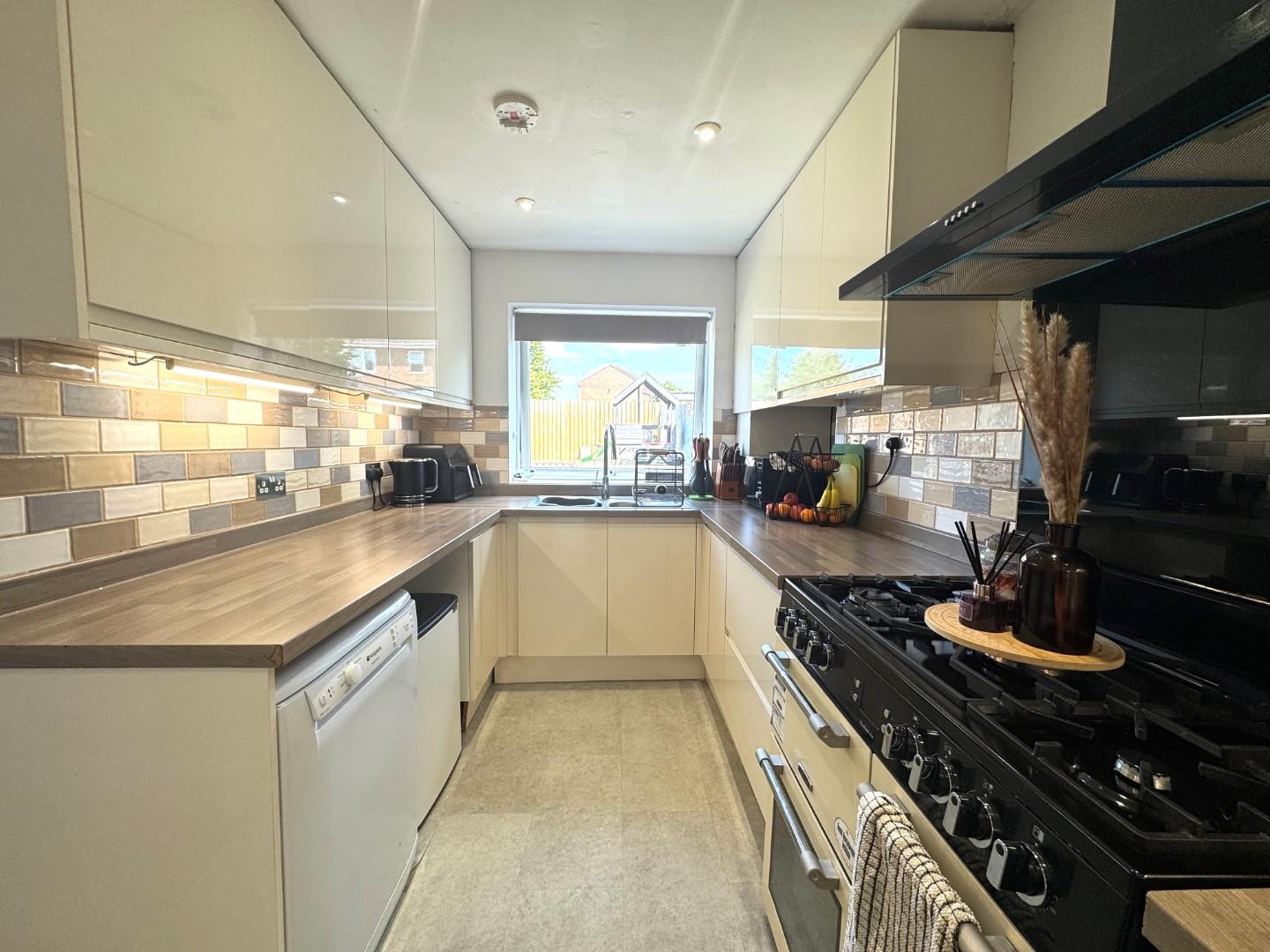 Broadlands, Brixworth