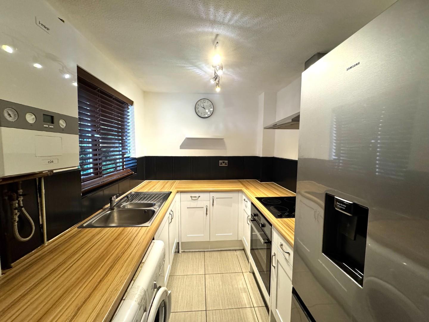 Ecton Park Road, Ecton Brook