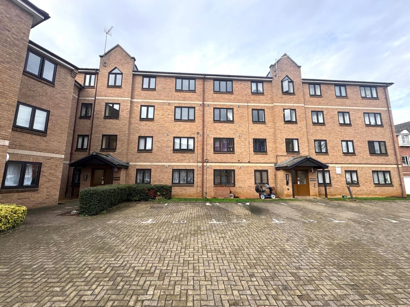 Henry Bird Way, Southbridge