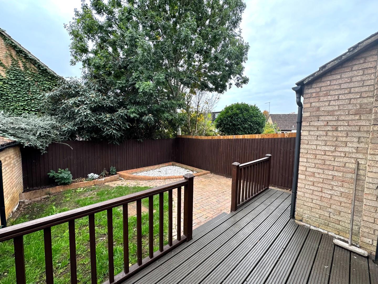 Ecton Park Road, Ecton Brook