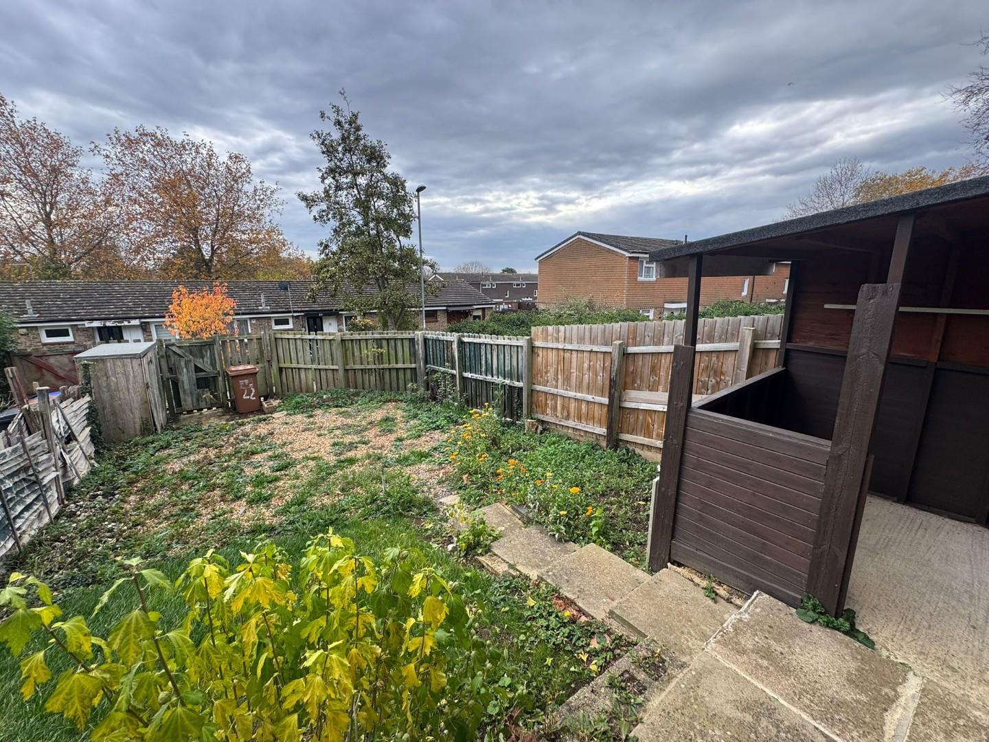 Drywell Court, Standens Barn