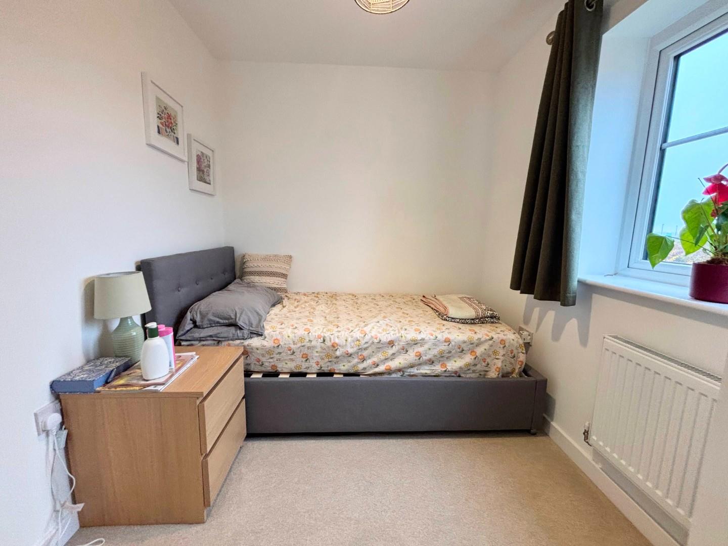 Silver Birch Road, Wootton