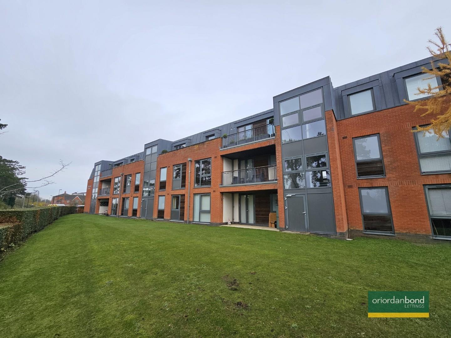 South Meadow Road, St Crispin