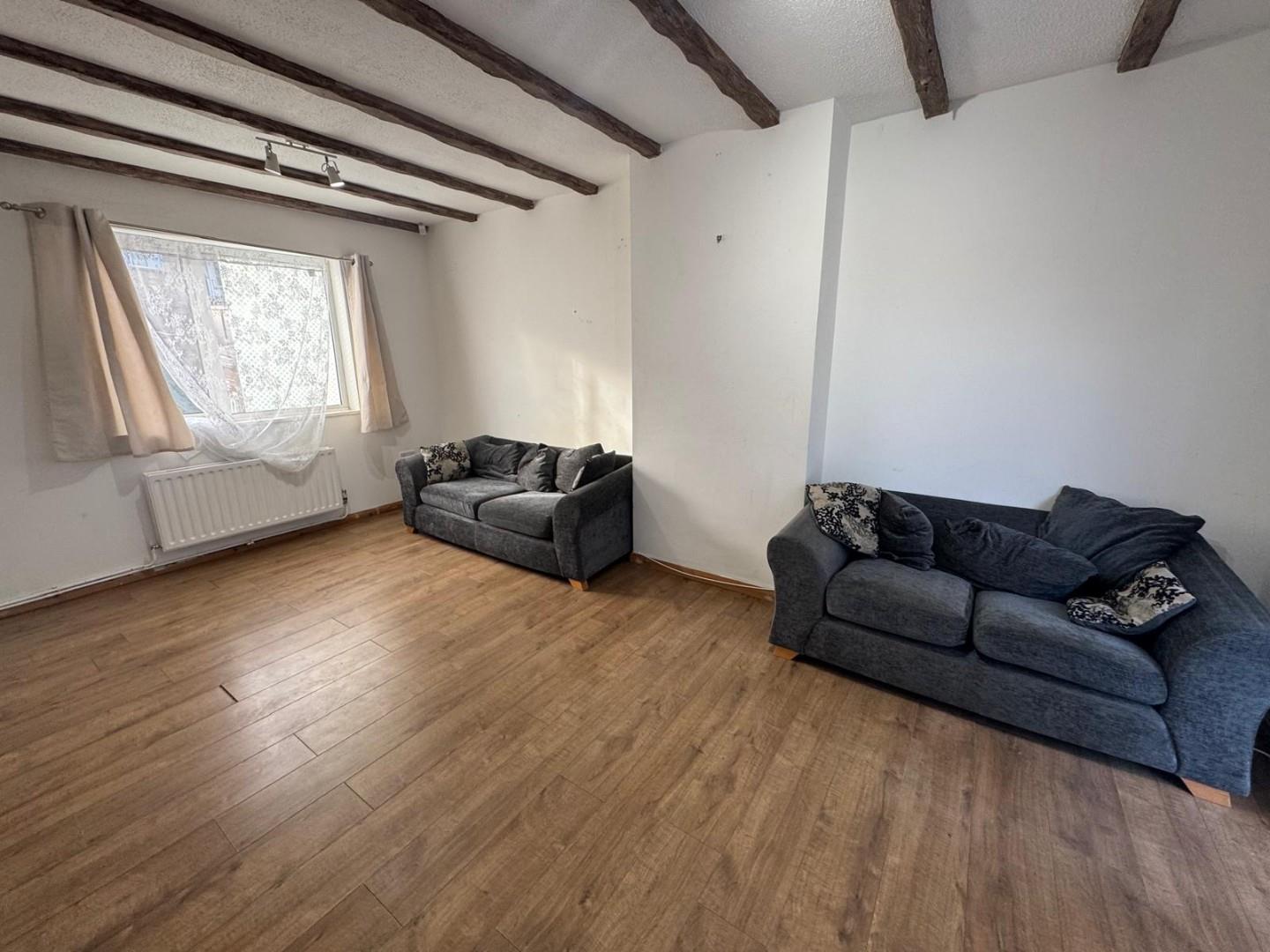 Dallington Road, Dallington