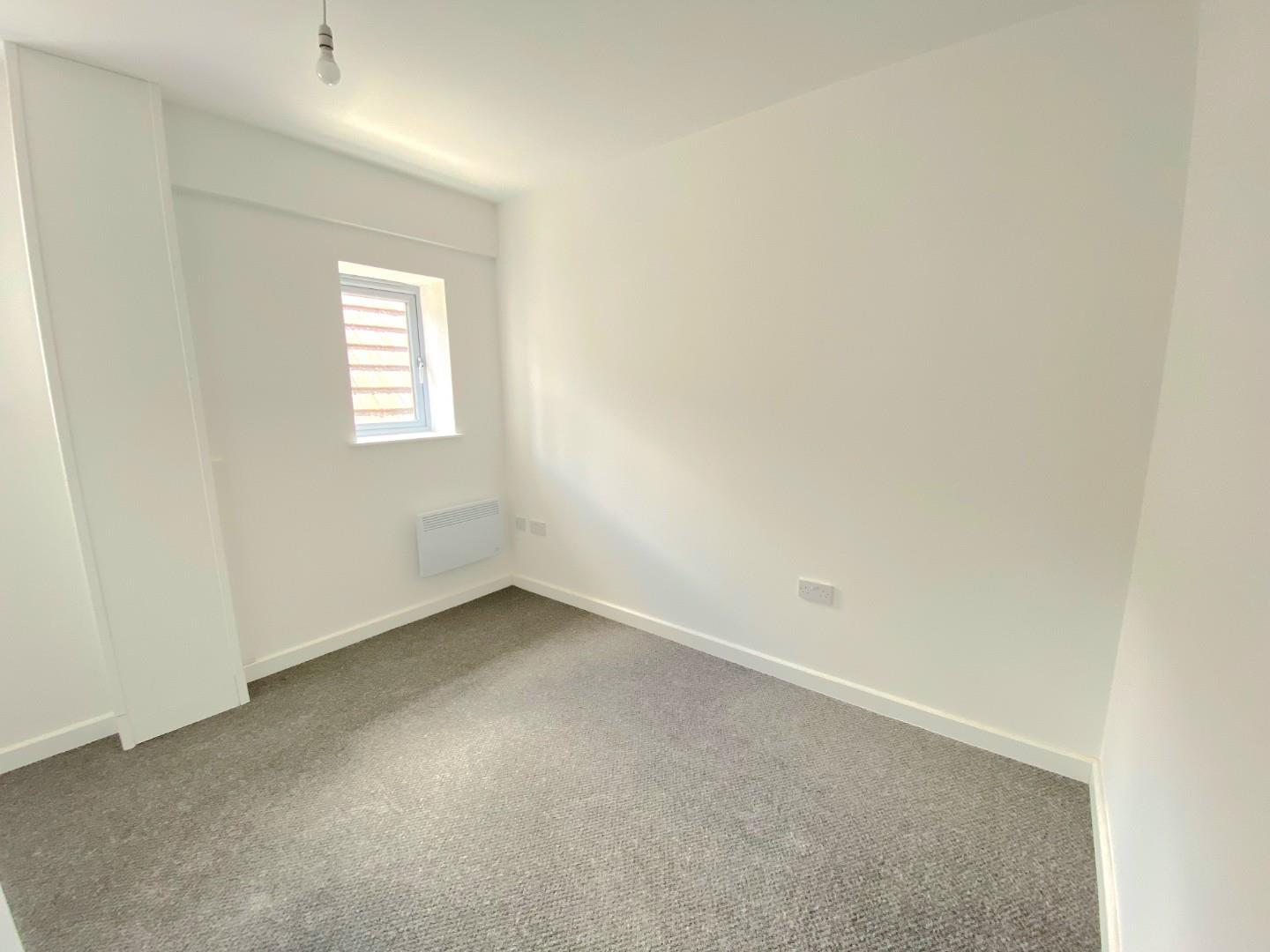 Wilks Walk, Grange Park