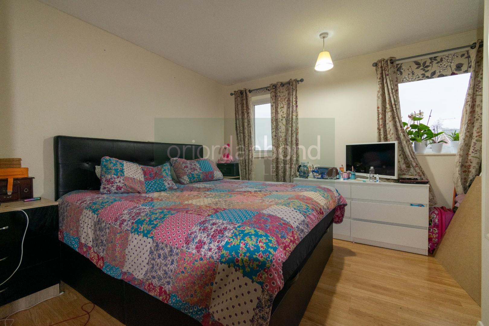 Donellan Green, Southfields