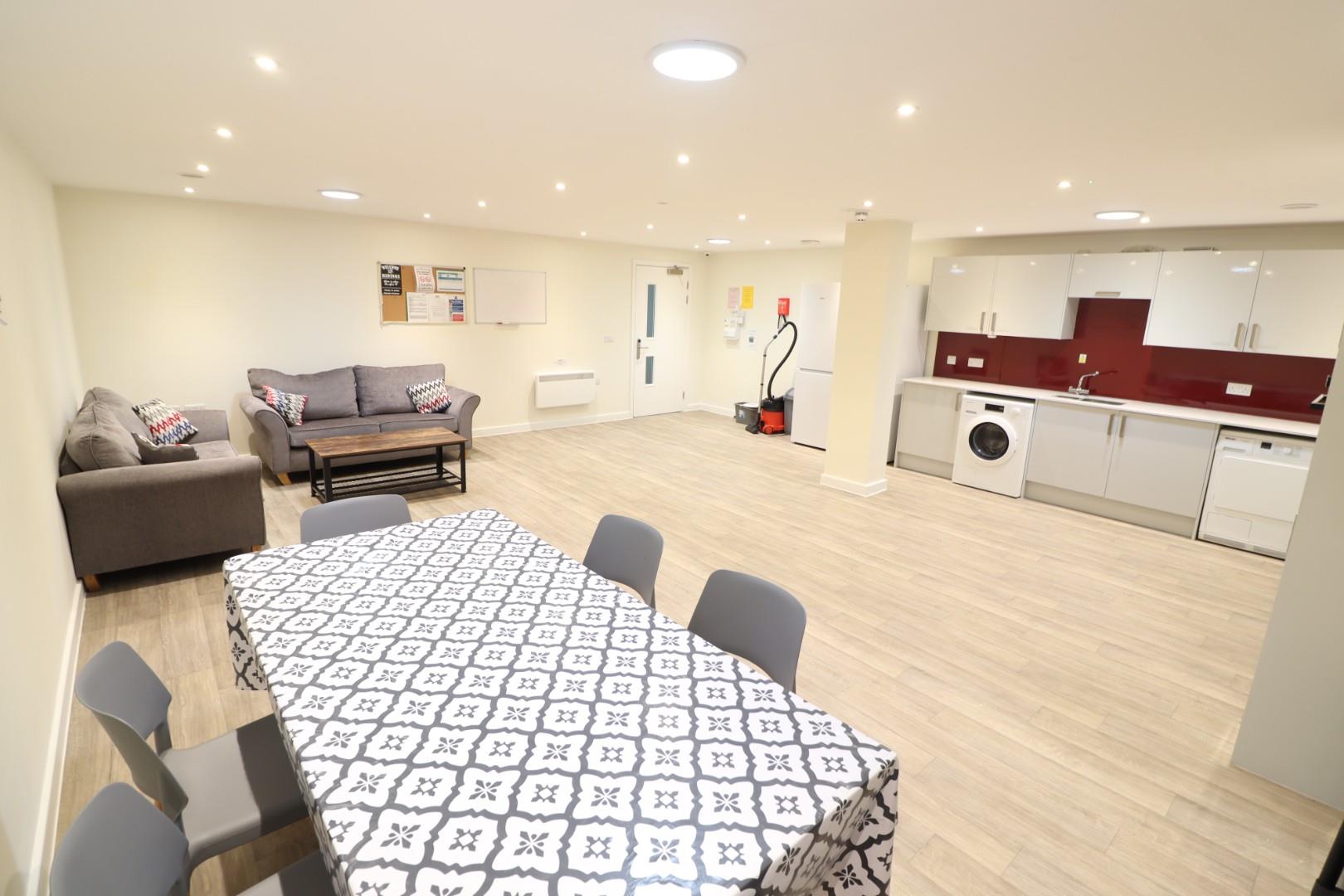 The Ridings, Town Centre