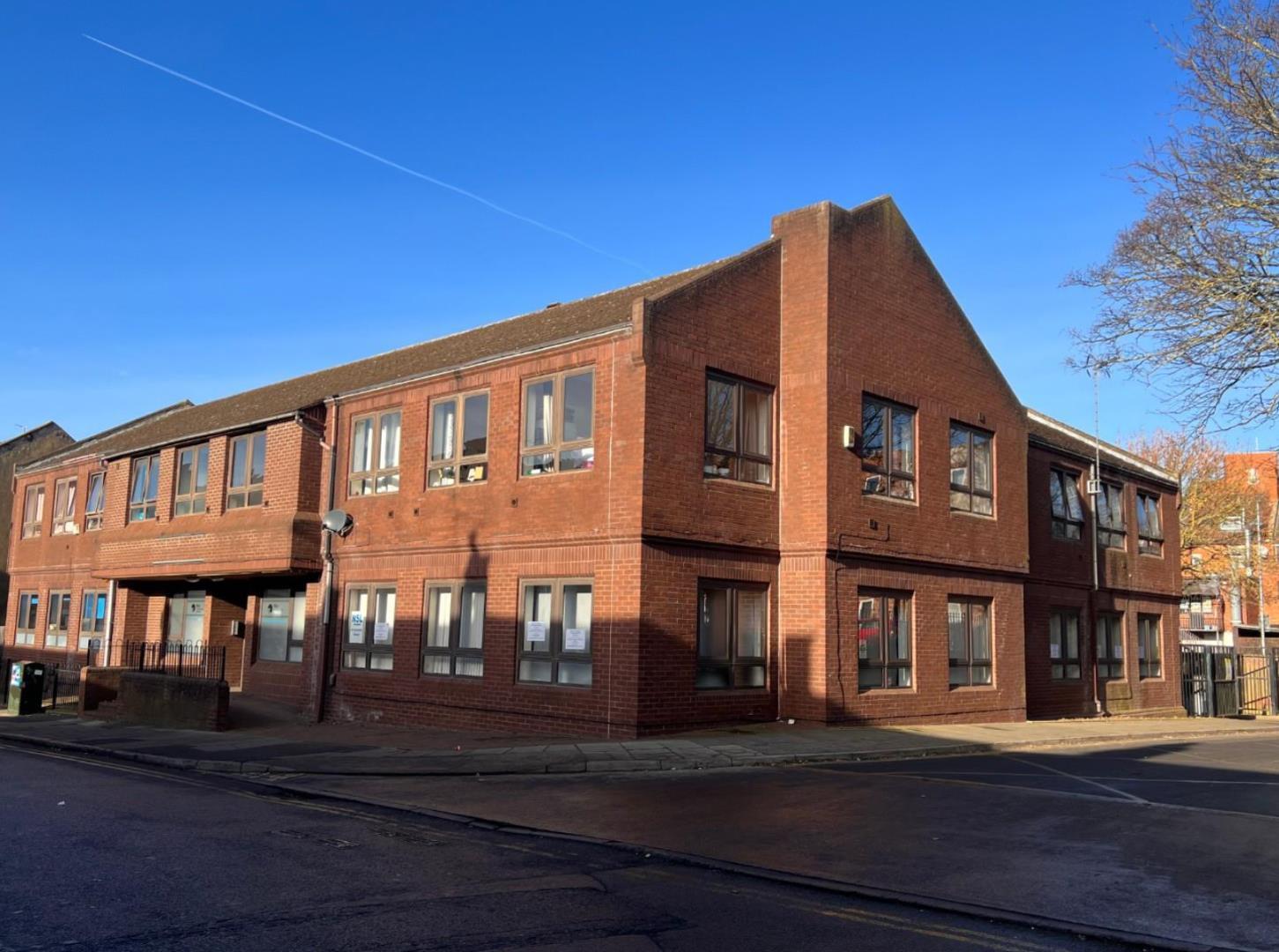 St Edmunds Road, Town Centre