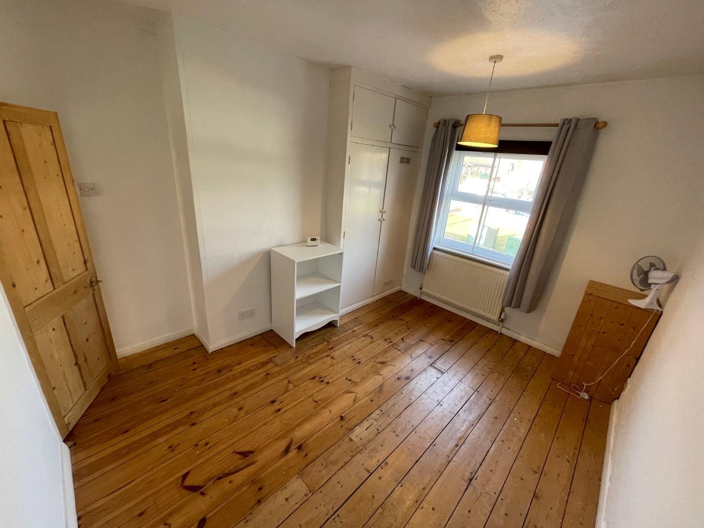 Broad Street, Earls Barton