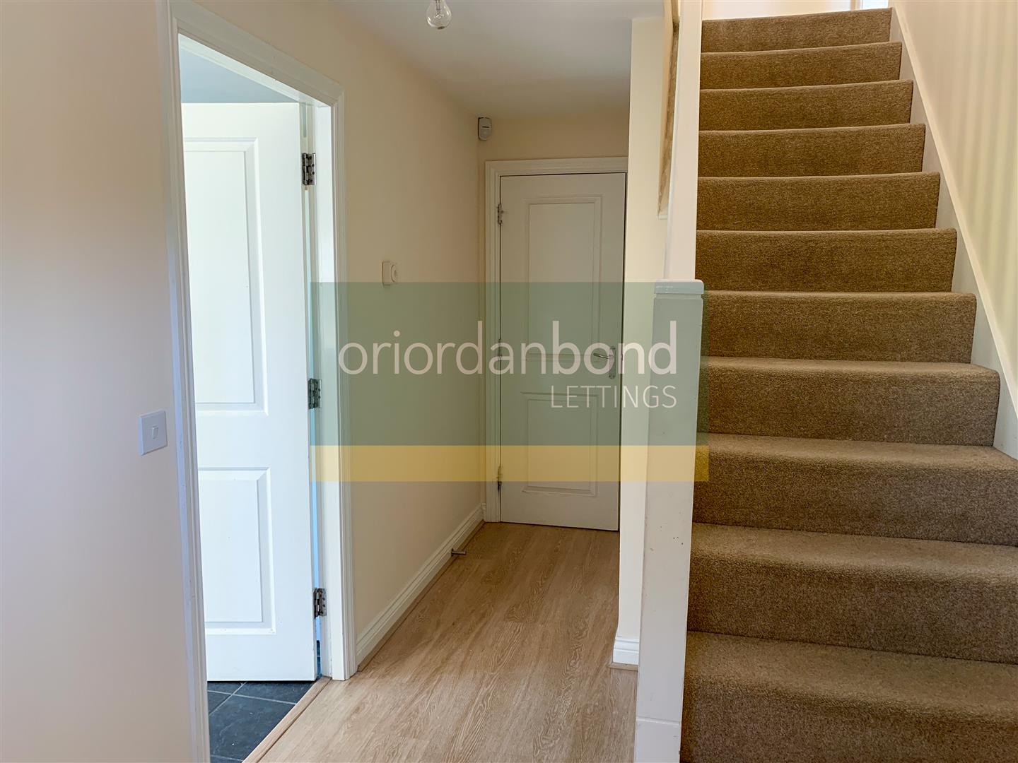 Strathspey Gate, Broughton