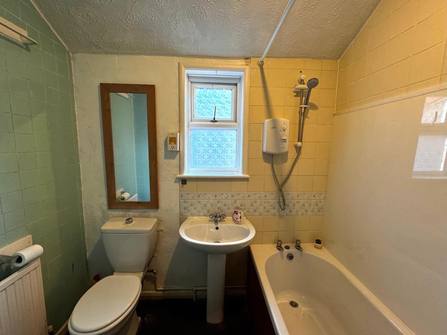 Thursby Road, Abington