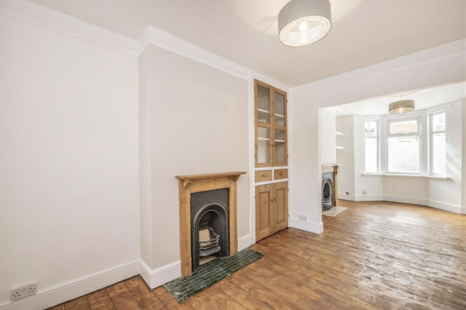 Derby Road, Abington