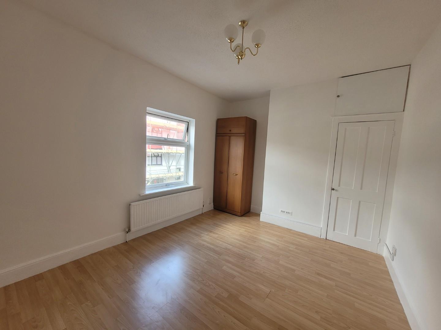 Artizan Road, Abington